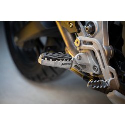 Akrapovic Triumph Tiger 850 / 900 20-24 fodhvilerst i titanium 