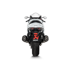 Akrapovic Suzuki GSX-1300R 21-24 Slip-on Line hexagonale lyddmpere i titanium/sort (ECE-godkendt)
