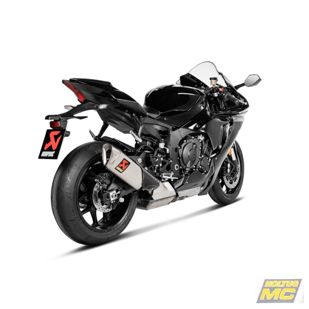 Akrapovic Yamaha YZF-R1 15-> Slip-On Line hexagonal lydd�mper i titanium (ECE godkendt)