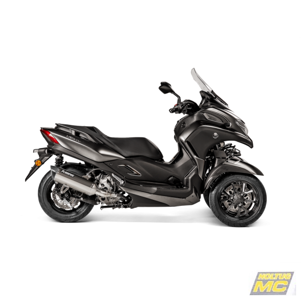 Akrapovic Yamaha Tricity 300 20 Slip-on Line oval lydd�mper i rustfri/carbon (ECE godkendt)