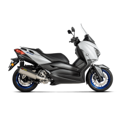 Akrapovic Yamaha X-MAX 300 21-24 Slip-on Line oval lyddmper i rustfri/carbon (ECE godkendt)