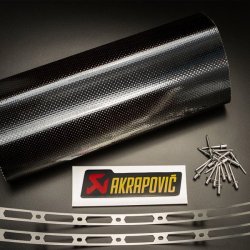 Akrapovic sv�b-kit til lydd�mper i carbon�