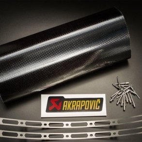 Akrapovic sv�b-kit til lydd�mper i carbon�