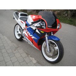 HONDA RC30 (VFR750R)