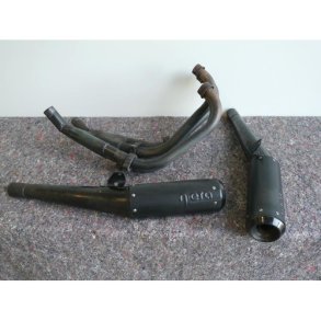 Motad Yamaha FJ1200 88-89 slip-on system med to Neta lydd�mpere i rustfri/sort